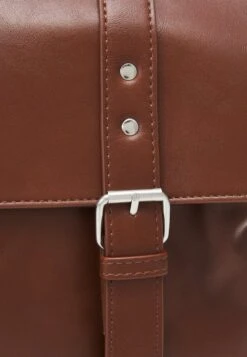 Pier One Umhängetasche - Brown 11 Pier One Umhängetasche - Brown -Pier One Verkaufsgeschäft 13681cf0e15d4e7a880bcd49346bf5a1