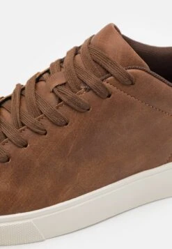Pier One UNISEX - Sneaker Low - Cognac -Pier One Verkaufsgeschäft 1ede9a8d3f614add9e57eb38fcd5178b