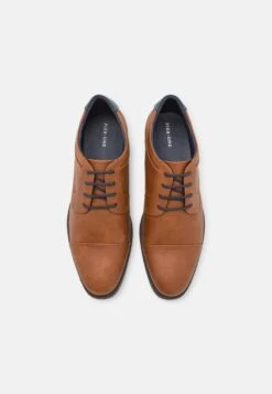 Pier One UNISEX - Schnürer - Brown -Pier One Verkaufsgeschäft 2096e0cc4a1b4ec19ffbe489243beffe