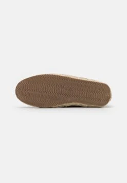 Pier One UNISEX - Espadrille - Brown 12 Pier One UNISEX - Espadrille - Brown -Pier One Verkaufsgeschäft 23ffc4845e644a6e9d5b182382af5ffb
