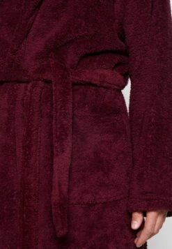 Pier One Bademantel - Bordeaux 12 Pier One Bademantel - Bordeaux -Pier One Verkaufsgeschäft 2a43d81ee9cb4468a864889b316ea591