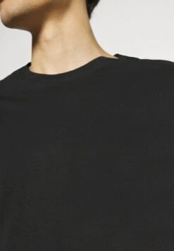 Pier One Nachtwäsche Set - Black 11 Pier One Nachtwäsche Set - Black -Pier One Verkaufsgeschäft 2d7a3bf373434ec99530f26b5c489aa6