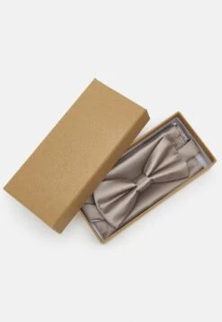 Pier One SET - Einstecktuch - Stone -Pier One Verkaufsgeschäft 2e20d7fb99604f3ebdc21ea5b1233e9d