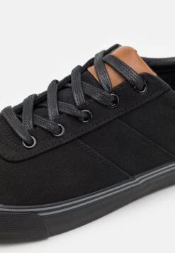 Pier One UNISEX - Sneaker Low - Black 13 Pier One UNISEX - Sneaker Low - Black -Pier One Verkaufsgeschäft 3511c1ca32e9469d9ac139b94d6e1291