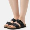 Pier One LEATHER - Pantolette Flach - Black -Pier One Verkaufsgeschäft 40c25ee8af9b40b2918608ae33b58eda