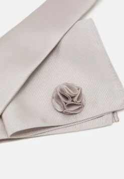 Pier One SET - Sonstige Accessoires - Silver -Pier One Verkaufsgeschäft 452e98d41bb04aa69987b4e354cb6b93