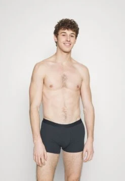 Pier One 7 PACK - Panties - Black/white/light Blue -Pier One Verkaufsgeschäft 486a371487e7494cb2d5f8b88ad1439a