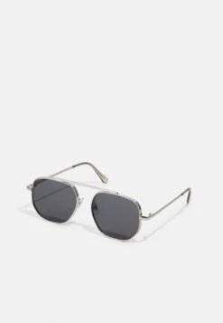 Pier One UNISEX - Sonnenbrille - Silver-coloured, Black -Pier One Verkaufsgeschäft 4ac756a90d1641d7b0579f1c754b2570 4