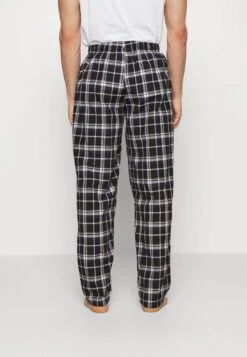 Pier One 2 PACK - Nachtwäsche Hose - Dark Blue 10 Pier One 2 PACK - Nachtwäsche Hose - Dark Blue -Pier One Verkaufsgeschäft 4eeb2f8c028a4a78a085b721ce8a3d70