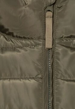 Pier One Weste - Olive 10 Pier One Weste - Olive -Pier One Verkaufsgeschäft 50831479d5df4957b9eb020593ba37c8