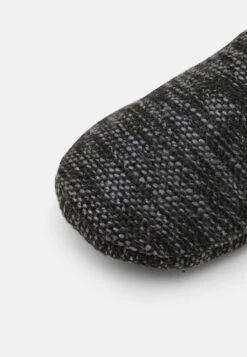 Pier One Hausschuh - Black 13 Pier One Hausschuh - Black -Pier One Verkaufsgeschäft 50c6e37e4898429699554a8740194458