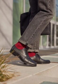 Pier One LEATHER - Business-Schnürer - Black -Pier One Verkaufsgeschäft 5c73cd0c3a9e405887ee3816b68d4047