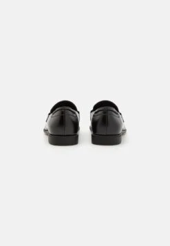 Pier One Slipper - Black 10 Pier One Slipper - Black -Pier One Verkaufsgeschäft 69bcd0a8598446e2835f9aae43249e04