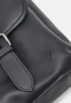 Pier One UNISEX - Umhängetasche - Black 12 Pier One UNISEX - Umhängetasche - Black -Pier One Verkaufsgeschäft 69e237f56e744833b306cc57971ccff0