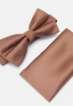 Pier One SET - Sonstige Accessoires - Brown -Pier One Verkaufsgeschäft 6af7cf88b06048ef8a845d4f3a089f0a