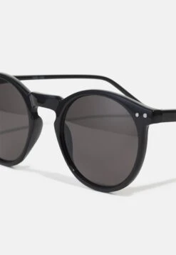 Pier One UNISEX - Sonnenbrille - Black 11 Pier One UNISEX - Sonnenbrille - Black -Pier One Verkaufsgeschäft 6c19940ba8744b61a966af664f721022