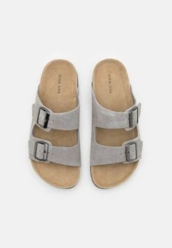 Pier One LEATHER UNISEX - Pantolette Flach - Grey -Pier One Verkaufsgeschäft 6e172422b00e484a8ac21c5f565af9d6