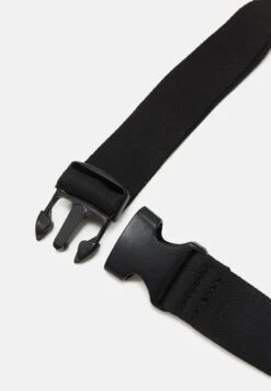 Pier One UNISEX - Gürteltasche - Black 11 Pier One UNISEX - Gürteltasche - Black -Pier One Verkaufsgeschäft 80cb2f0fe0cb40f6b34e6a262ef72974