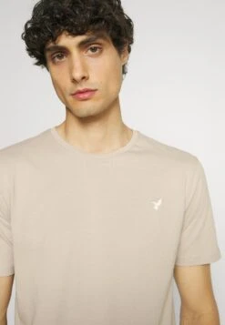 Pier One 5 PACK - T-Shirt Basic - Dark Grey/dark Blue/olive 13 Pier One 5 PACK - T-Shirt Basic - Dark Grey/dark Blue/olive -Pier One Verkaufsgeschäft 81ca3230dbe2475a9421f41f39991c57