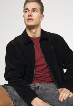 Pier One T-Shirt Basic - Brown/white/black 13 Pier One T-Shirt Basic - Brown/white/black -Pier One Verkaufsgeschäft 8c7ca28aba444f0ca09b550c10abc589