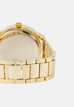 Pier One SET - Uhr - Gold-coloured 10 Pier One SET - Uhr - Gold-coloured -Pier One Verkaufsgeschäft 9075b63cd48f4d32a41c571d679b6d9d