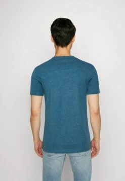 Pier One 5 PACK - T-Shirt Basic - Mottled Blue/light Green/off-white -Pier One Verkaufsgeschäft 92b3aeb6acd54c0096689803c138ac14