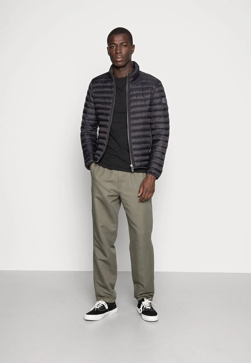 Pier One T-Shirt Basic - Black 8 Pier One T-Shirt Basic - Black – Bild 6