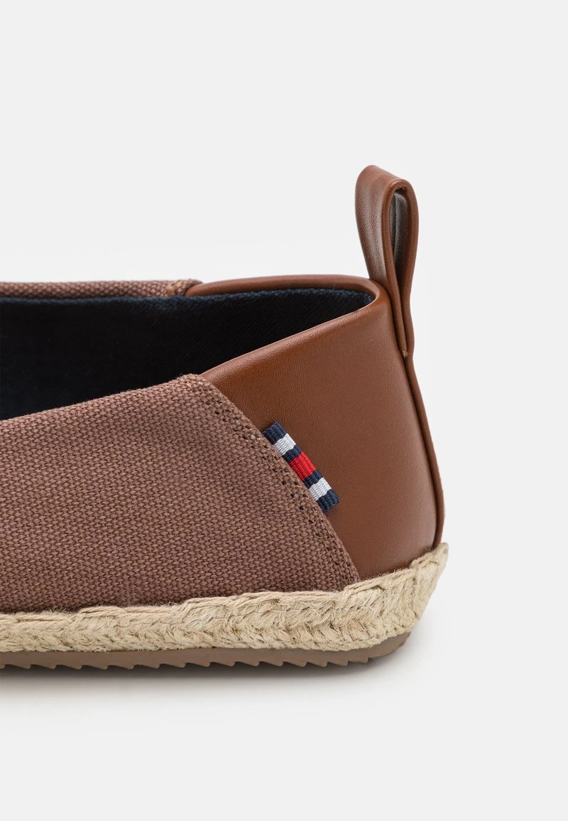 Pier One UNISEX - Espadrille - Brown 8 Pier One UNISEX - Espadrille - Brown – Bild 6