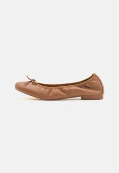 Pier One LEATHER - Klassischer Ballerina - Cognac -Pier One Verkaufsgeschäft 9c5ea16cf785443d9a059d22fd0dcb36