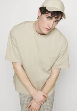 Pier One T-Shirt Basic - Beige 11 Pier One T-Shirt Basic - Beige -Pier One Verkaufsgeschäft 9ec49de4e17d477cafc4f77aa4f6354c