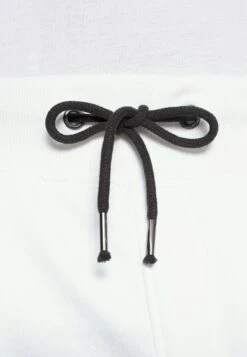 Pier One Jogginghose - White -Pier One Verkaufsgeschäft a36764404f124304b3532ad3534eb3d7