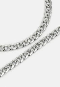 Pier One SET - Halskette - Silver-coloured -Pier One Verkaufsgeschäft a486b5615cc14e0c8e89b68bd541bea8