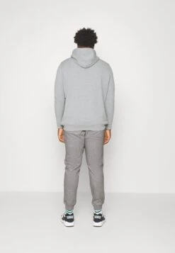 Pier One Jogginghose - Grey -Pier One Verkaufsgeschäft acc790fbadaa4f8d89e7cd9394724a22