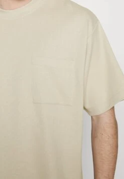 Pier One T-Shirt Basic - Beige 13 Pier One T-Shirt Basic - Beige -Pier One Verkaufsgeschäft af8149f997a441459f465ac3afd75f15