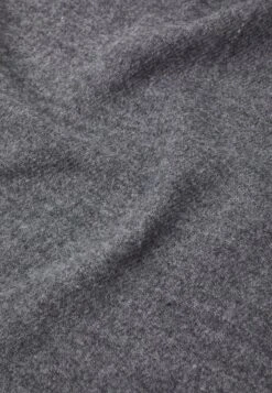 Pier One UNISEX - Schal - Grey 11 Pier One UNISEX - Schal - Grey -Pier One Verkaufsgeschäft b85fce244843463092e70810a666af42