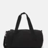 Pier One UNISEX - Sporttasche - Black 1 Pier One UNISEX - Sporttasche - Black -Pier One Verkaufsgeschäft bfd8adb083b74d148c981ccf2273723f