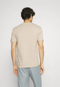 Pier One 5 PACK - T-Shirt Basic - Dark Grey/dark Blue/olive 10 Pier One 5 PACK - T-Shirt Basic - Dark Grey/dark Blue/olive -Pier One Verkaufsgeschäft c945902471204c0fbdb85ef87c17d2c9