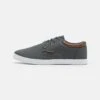 Pier One UNISEX - Sneaker Low - Grey 1 Pier One UNISEX - Sneaker Low - Grey -Pier One Verkaufsgeschäft cc86d06e2b1b4093a6b997ba1b0bda84