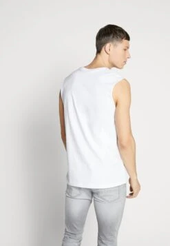 Pier One 2 PACK - Top - White/black -Pier One Verkaufsgeschäft d0b4dab63b5548078a8543a3eca09f0c