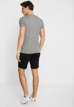 Pier One Jogginghose - Black -Pier One Verkaufsgeschäft d5c97291418e4697a27fa0726d324bab