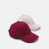 Pier One UNISEX 2 PACK - Cap - Light Grey/berry -Pier One Verkaufsgeschäft dc135ddce2ca4d6ea4c07bf8c622a918
