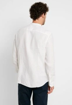 Pier One Hemd - White 10 Pier One Hemd - White -Pier One Verkaufsgeschäft e5ec1c0717ed4674a2738914085fcccd