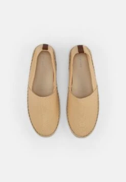 Pier One RENA ESPADRILLE UNISEX - Espadrille - Beige -Pier One Verkaufsgeschäft ee8bede9139e442b9465d505e9097d21