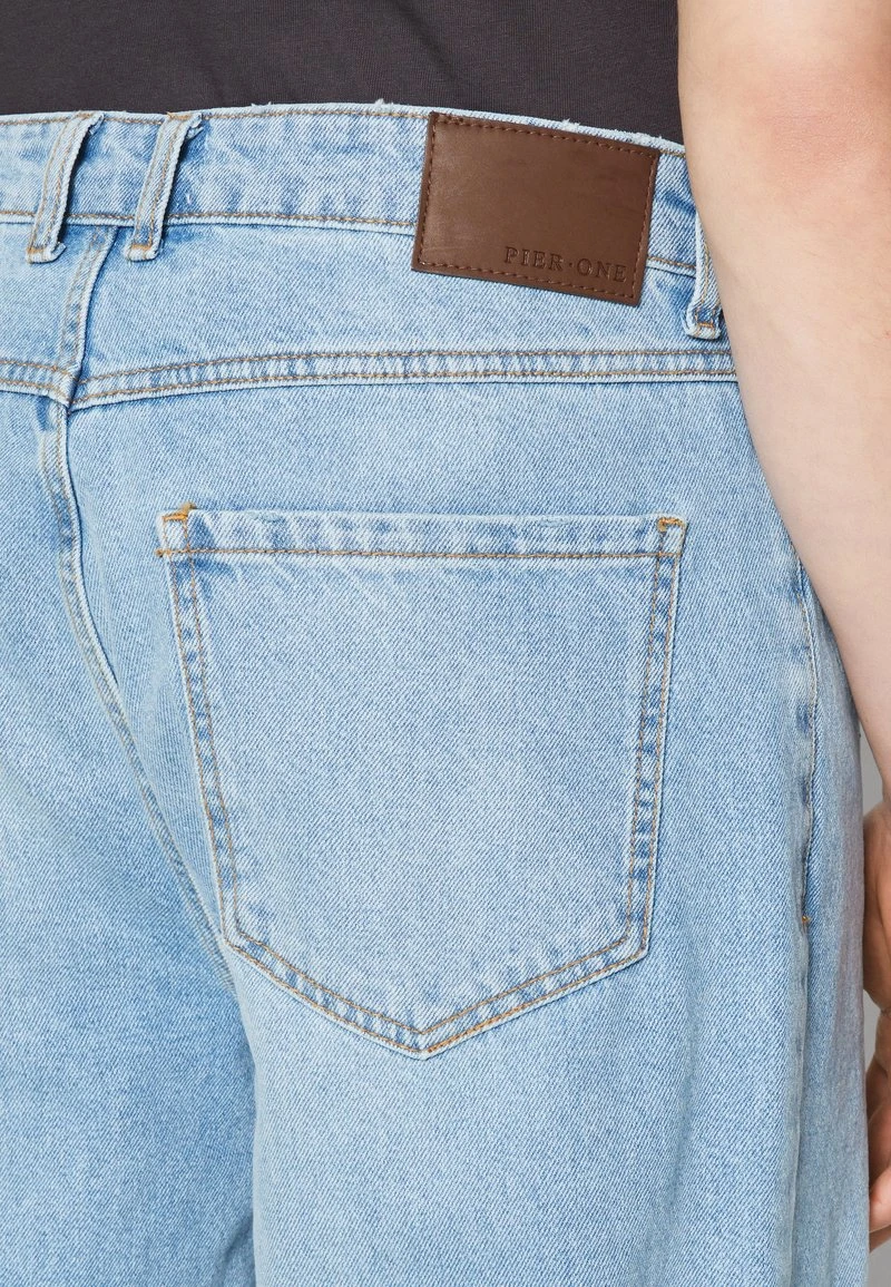 Pier One DISTRESS ON KNEES - Jeans Relaxed Fit - Light Blue Denim 6 Pier One DISTRESS ON KNEES - Jeans Relaxed Fit - Light Blue Denim – Bild 4