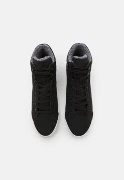 Pier One UNISEX - Sneaker High - Black -Pier One Verkaufsgeschäft f0564fe759ff4238aeab54674358d28b