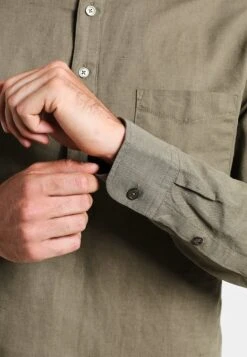 Pier One Hemd - Khaki 12 Pier One Hemd - Khaki -Pier One Verkaufsgeschäft f27e82a1f5c04d0a8e8edceaca2cc659