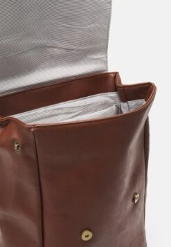 Pier One UNISEX - Tagesrucksack - Brown -Pier One Verkaufsgeschäft f9220d66032749419eef57b971171e3f