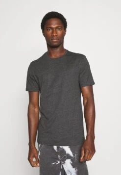 Pier One 3 PACK - T-Shirt Basic - Black/mottled Dark Grey/bordeaux -Pier One Verkaufsgeschäft fbb1fa11fda54722bafd9df33f46d342