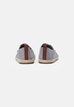 Pier One RENA ESPADRILLE UNISEX - Espadrille - Light Grey 10 Pier One RENA ESPADRILLE UNISEX - Espadrille - Light Grey -Pier One Verkaufsgeschäft fe23b761b30844ac92e7eccfef327beb