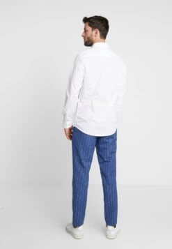 Pier One 2 PACK - Businesshemd - White -Pier One Verkaufsgeschäft fe3882eaf28b48838ea76cbb4b0ad904